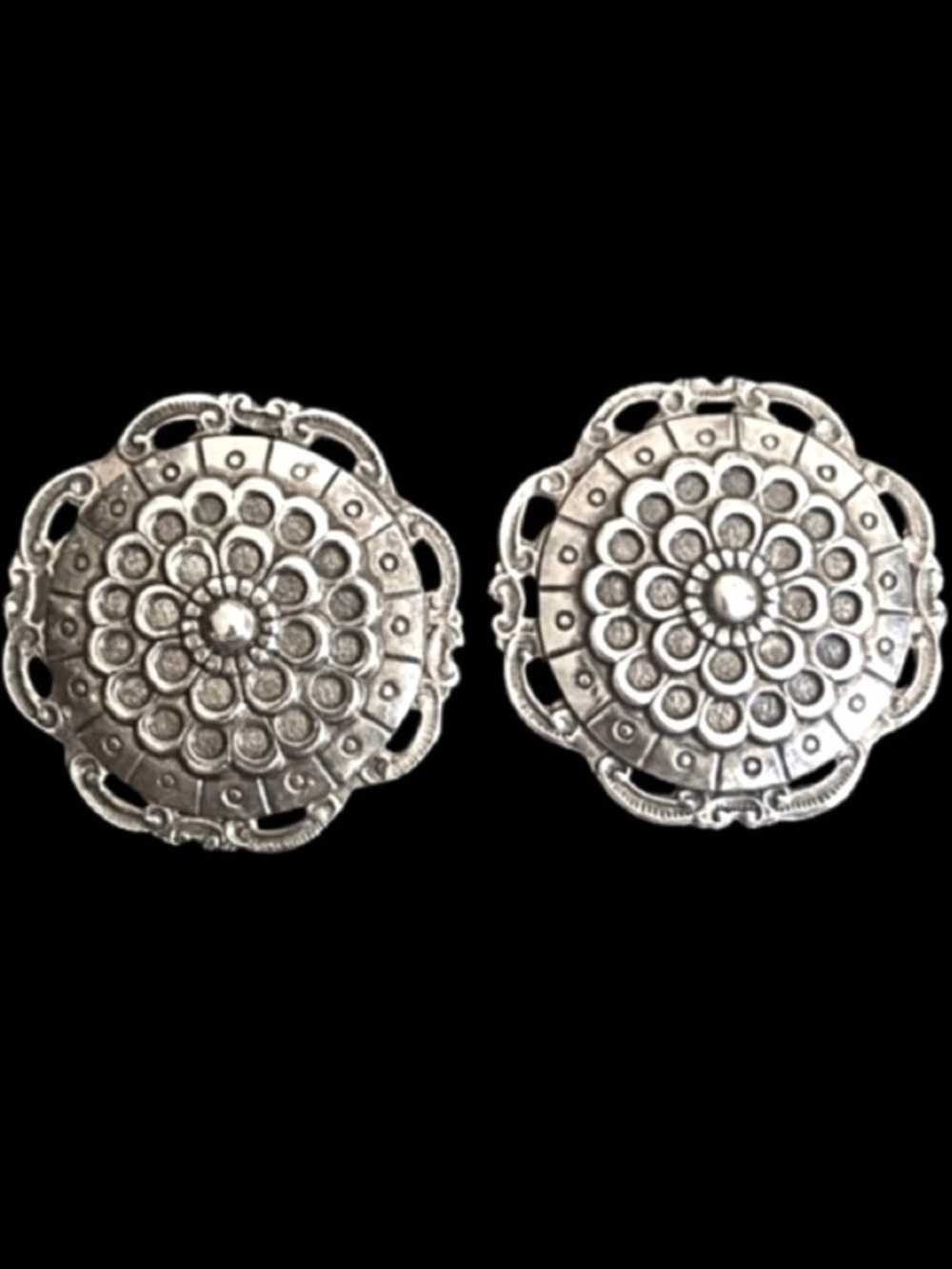 Vintage Silver Tone Filigree Floral Mandala Southwestern Dome Stud Earring